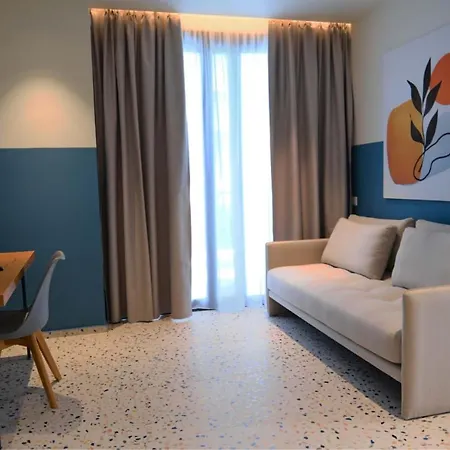 Rich Boutique 4*