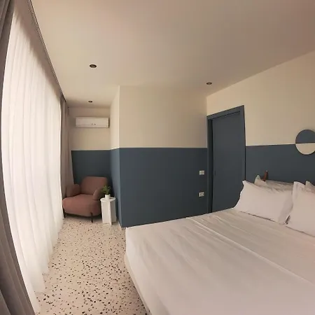 Rich Boutique ホテル